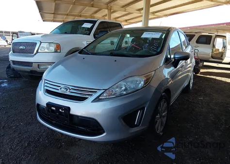 2013 Ford Fiesta Se z USA, uszkodzony, nr VIN 3FADP4BJ0DM173018